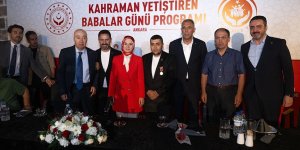 Aile ve Sosyal Hizmetler Bakanı Göktaş, şehit babaları ve gazilerle bir araya geldi