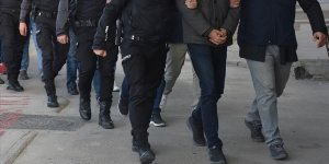 İzmir'de suç örgütüne yönelik operasyonda yakalanan 17 şüpheli tutuklandı