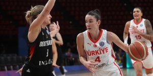 A MİLLİ KADIN BASKETBOL TAKIMI ALMANYA'YA 93-73 YENİLDİ