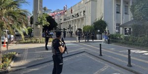 Adana Büyükşehir Belediye Başkanı Karalar'ın da aralarında bulunduğu 6 şüpheli tutuklandı