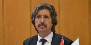 TRT Yönetim Kurulu Başkanı Yılmaz, görevi Albayrak'tan devraldı