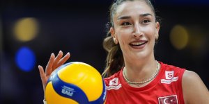 HANDE BALADIN İÇİN MİLLİ FORMANIN YERİ ÇOK ÖZEL