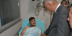 BAKAN MEMİŞOĞLU, ESKİŞEHİR'DEKİ ORMAN YANGININDA YARALANAN ORMAN İŞÇİLERİNİ ZİYARET ETTİ