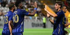 FENERBAHÇE, HAZIRLIK MAÇINDA AL-ITTİHAD'I 4-0 MAĞLUP ETTİ