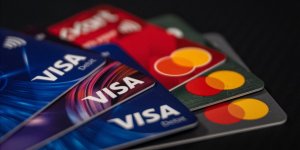 MERKEZ BANKASI KREDİ KARTI FAİZ ORANLARINI DÜŞÜRDÜ
