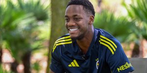 Fenerbahçe'nin yeni transferi Jhon Duran Türkiye'deki ilk röportajını AA'ya verdi