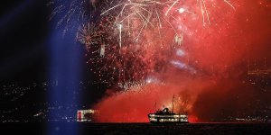 İSTANBUL'DA HAVAİ FİŞEK İLE MEŞALELERİN SATIŞI VE KULLANIMI YASAKLANDI