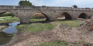 KURAKLIK TUNCA NEHRİ'Nİ DE VURDU, SU AKMIYOR