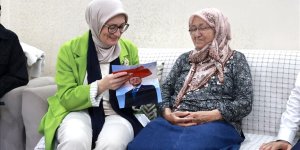 ERDOĞAN'IN "TERÖRSÜZ TÜRKİYE" MEKTUBU MERSİN'DE ŞEHİT ANNESİNE ULAŞTI