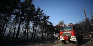 ÇANAKKALE MERKEZ VE BAYRAMİÇ'TEKİ YANGINLAR BÜYÜK ÖLÇÜDE KONTROL ALTINA ALINDI