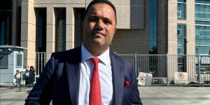 Avukat Rezan Epözdemir "siyasal ve askeri casusluk" ile "FETÖ'ye yardım" suçlarından gözaltına alındı