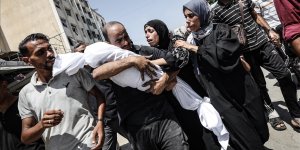GAZZE'DE SON 24 SAATTE 5 KİŞİ DAHA AÇLIKTAN HAYATINI KAYBETTİ