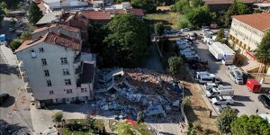 BALIKESİR SINDIRGI MERKEZLİ DEPREMİN YOL AÇTIĞI YIKIM DRONLA GÖRÜNTÜLENDİ