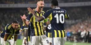 Fenerbahçe, Feyenoord'u 5 golle geçerek adını play-off turuna yazdırdı
