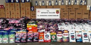 KÜTAHYA'DA BİR EVDE 7 TON SAHTE DETERJAN ELE GEÇİRİLDİ!