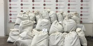 KAPIKULE'DEKİ İKİ OPERASYONDA 245 KİLO 932 GRAM ESRAR ELE GEÇİRİLDİ!