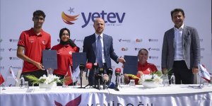 YENİ TÜRKİYE EĞİTİM VAKFI 3 MİLLİ OKÇUYA DESTEK SAĞLAYACAK