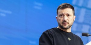 ZELENSKİY, PAZARTESİ GÜNÜ ABD BAŞKANI TRUMP İLE GÖRÜŞMEK ÜZERE WASHİNGTON'A GİDECEĞİNİ BELİRTTİ