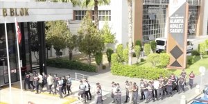 21 ildeki "yasa dışı bahis ve dolandırıcılık" operasyonlarında 8 şüpheli tutuklandı