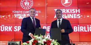 Gençlik ve Spor Bakanlığı ile Türk Hava Yolları arasında "Türk Sporuna Destek ve İş Birliği" protokolü