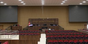 İSTANBUL'DA YASA DIŞI BAHSE ARACILIK EDEN SUÇ ÖRGÜTÜNÜN YÖNETİCİSİ İTİRAFÇI OLDU