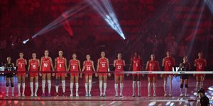 2025 FIVB DÜNYA ŞAMPİYONASI / A MİLLİ KADIN VOLEYBOL TAKIMIMIZ ÇEYREK FİNALE YÜKSELDİ