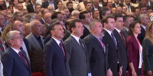 CHP İstanbul 38. Olağan İl Kongresi'nde seçilen başkan ve yönetimin görevinden uzaklaştırılmalarına karar verildi