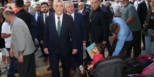 TİCARET BAKANI BOLAT, RİZE'DE ZİYARETLERDE BULUNDU