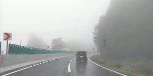 Bolu Dağı'nda sis etkili oluyor..