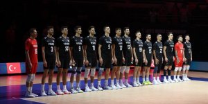 A MİLLİ ERKEK VOLEYBOL TAKIMI, DÜNYA ŞAMPİYONASI'NDA TARİHE GEÇMEK İÇİN SAHAYA ÇIKACAK