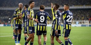 Kanarya evinde hata yapmadı! Fenerbahçe Fatih Karagümrük'ü mağlup etti