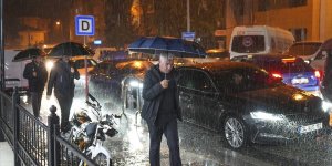 DEPREMİN MERKEZ ÜSSÜ SINDIRGI'DA SAĞANAK ETKİLİ OLUYOR