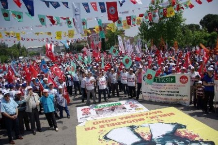 1 Mayıs Balıkesir'de de coşkuyla kutlandı