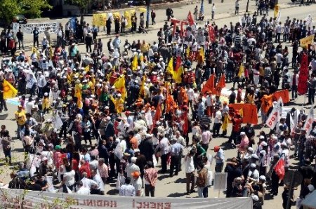 1 Mayıs'ta taşeronlu kutlama