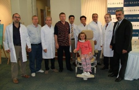 1 Nisan şakası zannettiği rahatsızlığını babasının böbreği ile aştı