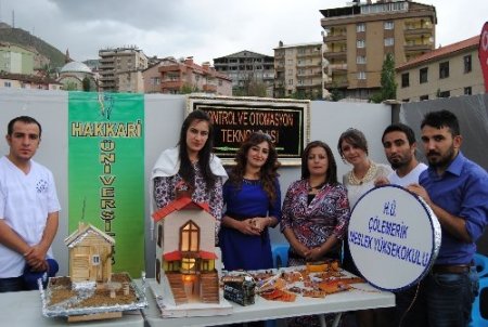 1. Hakkari Bilim Fuarı açıldı