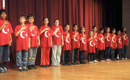 1. Ulusal İşitme Engelli Okulları Tiyatro Festivali Başladı