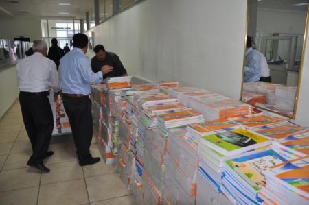 10 Bin Korsan Kitap Ele Geçiren Konya Polisi, Kitapları Taşırken Terledi