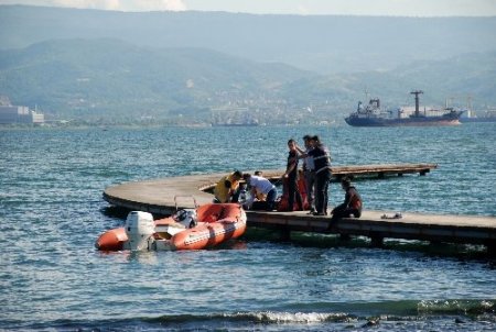 10 lira için boğuluyordu