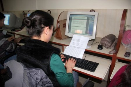 10 parmakla hızlı yazacaklar