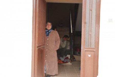 11 yaşındaki çocuk evinde bıçaklanarak öldürüldü (2)