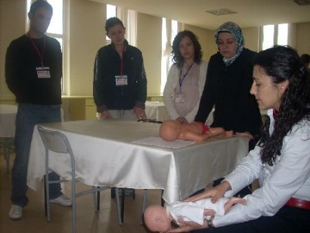 112 Acil Servis Personellerine Yaşam Destek Eğitimi