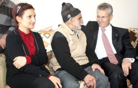 112 yaşındaki Hasan Çavuş'a devlet şefkati