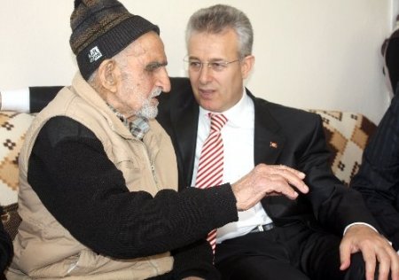 112 yaşındaki Hasan Çavuş'a devlet şefkati