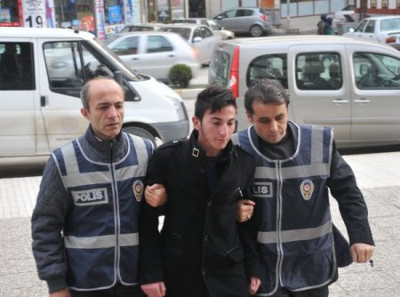 120 aracın lastiğini kesen şahıslar adliyede