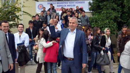 120 gönüllü eğitmen, kursa gidemeyen 726 öğrenciye ders verecek