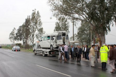 13 Kişinin Yaralandığı Kaza Anı Güvenlik Kamerasına Yansıdı