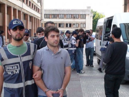 13 Siber Saldırı Şüphelisi Gözaltına Alındı