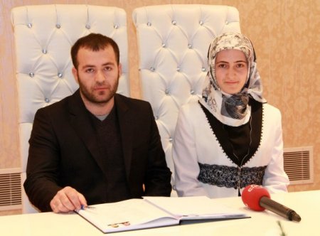 14 Şubat Sevgililer Günü'nün ilk nikahları kıyıldı