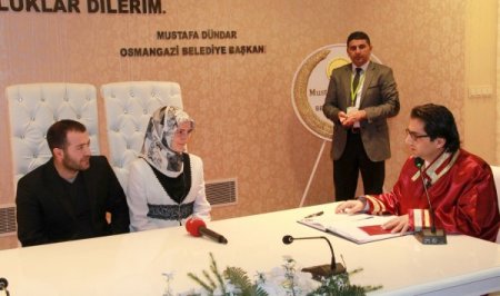 14 Şubat Sevgililer Günü'nün ilk nikahları kıyıldı